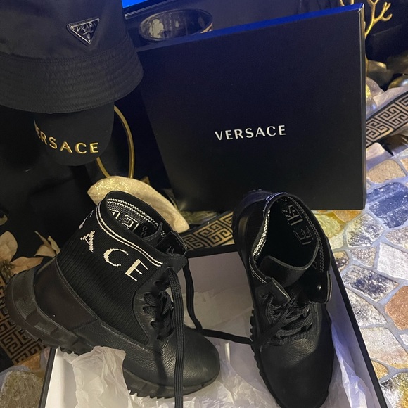 💯authentic❤️versace boot made in italy 🇮🇹 - Picture 4 of 17